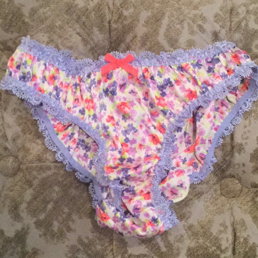 Victoria’s Secret 2piece Set - Picture 5 of 8